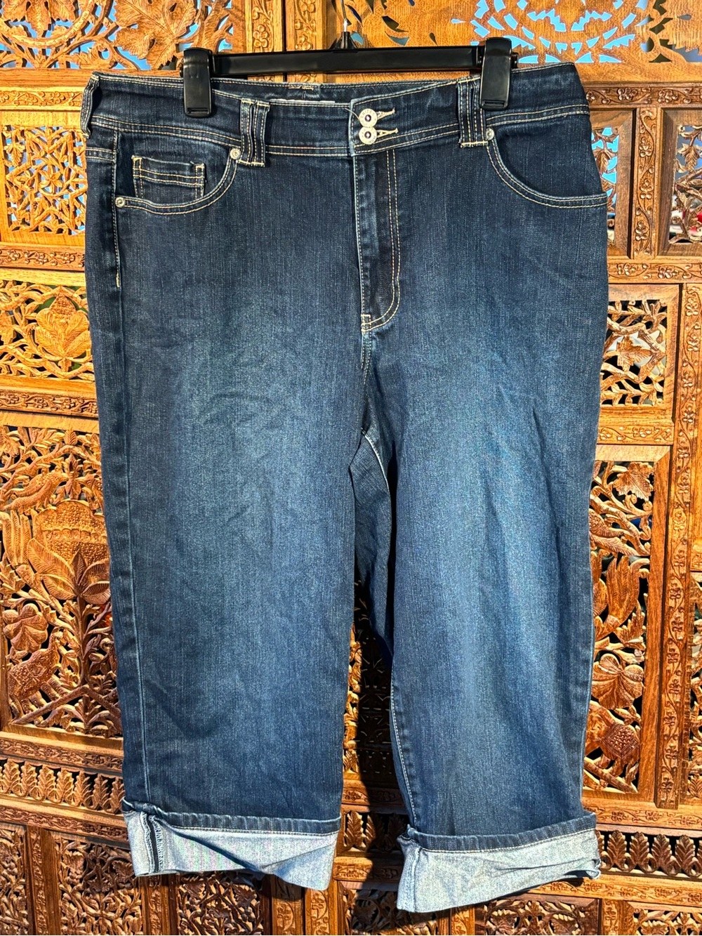 Chico's Dark Indigo Denim Capri Jeans